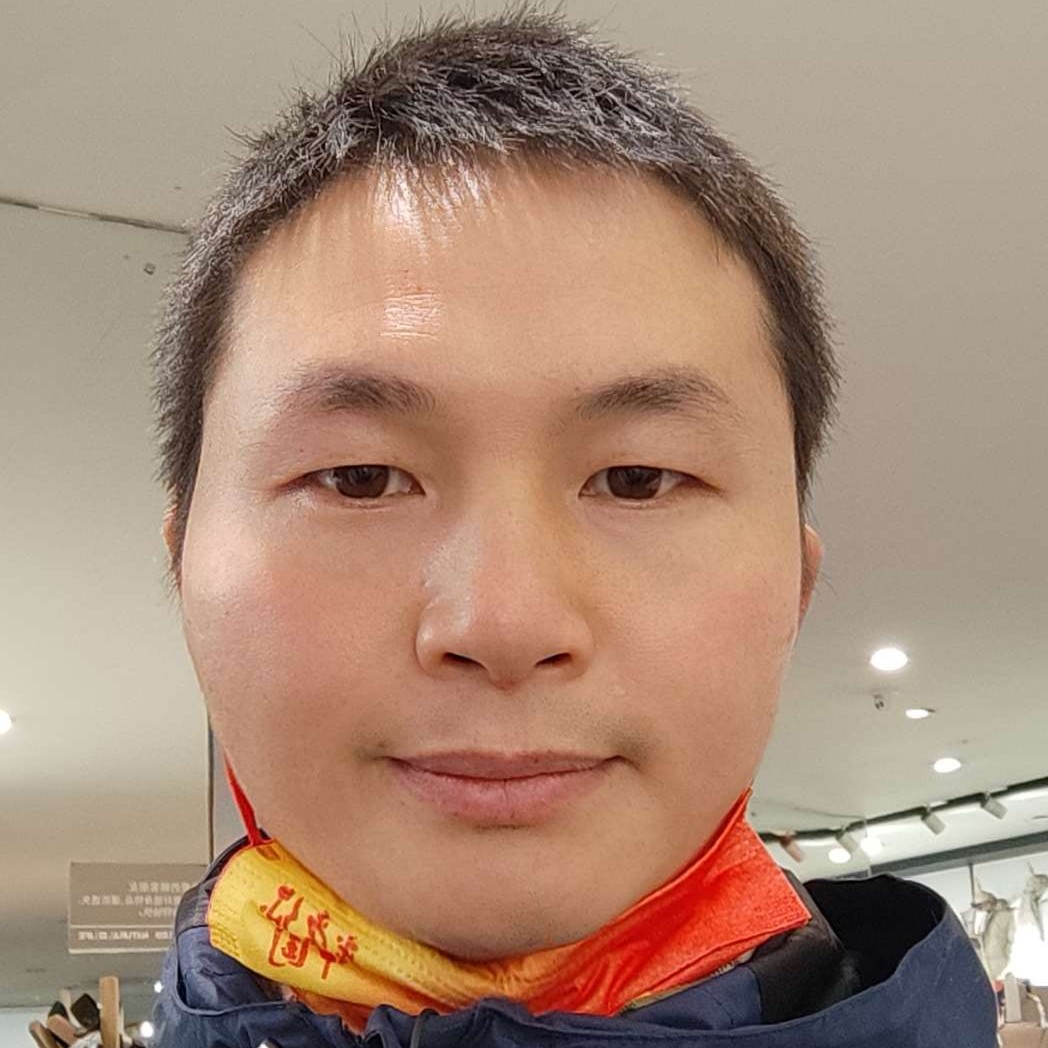 大白回首专一的照片