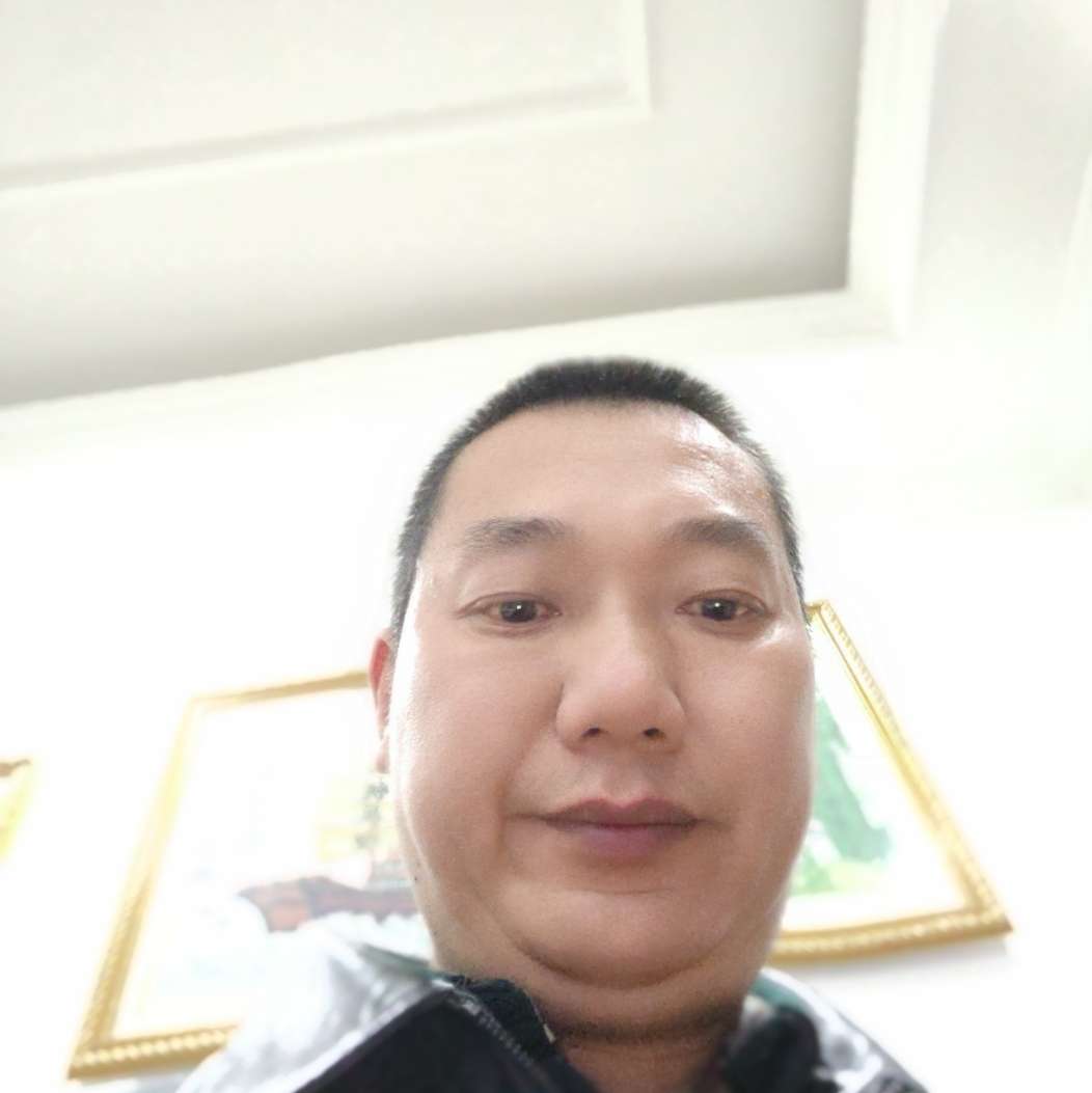 故意多么帅哥的照片