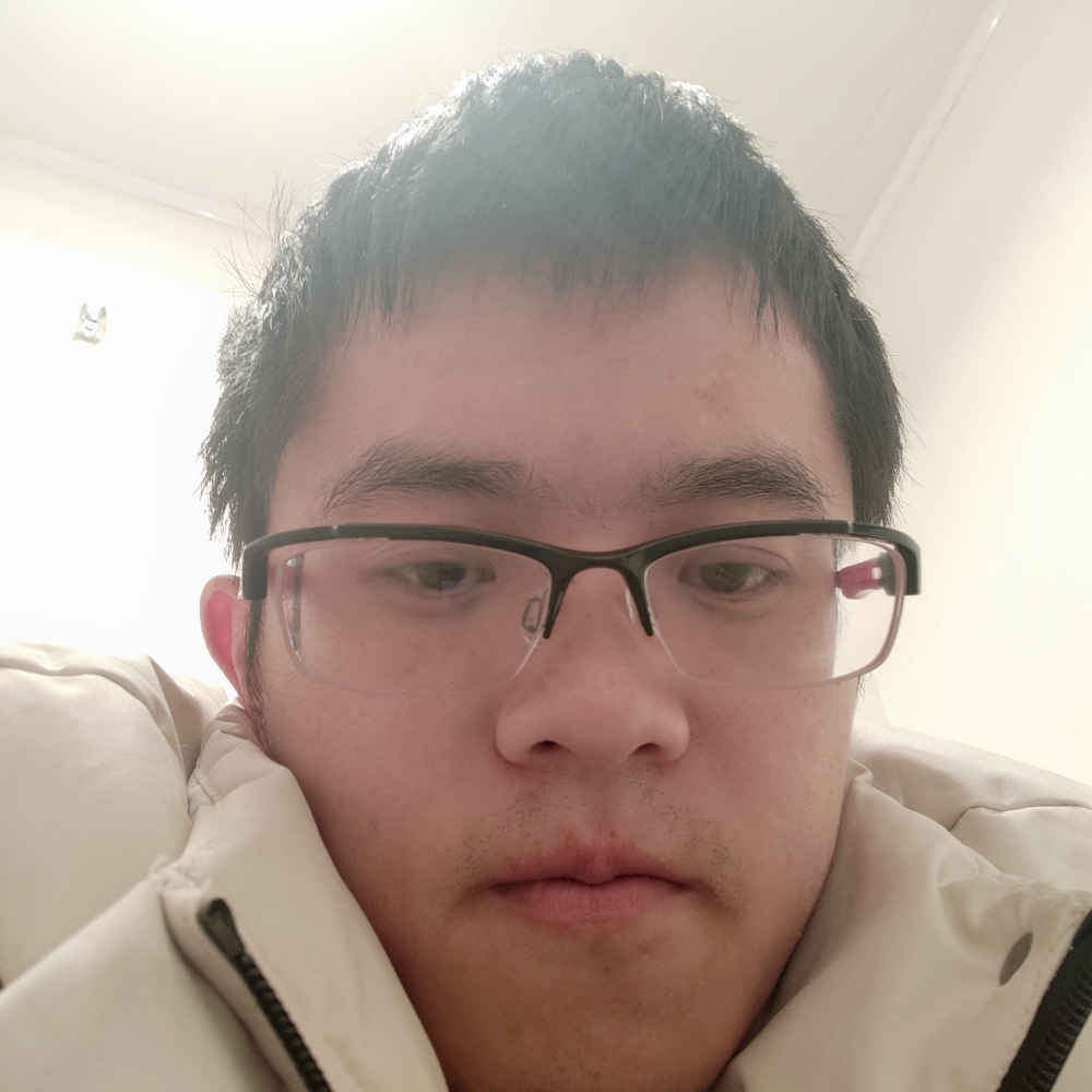 背后挽手大白的照片