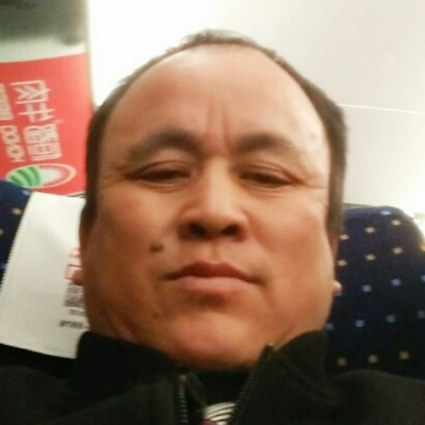 似水流行的照片
