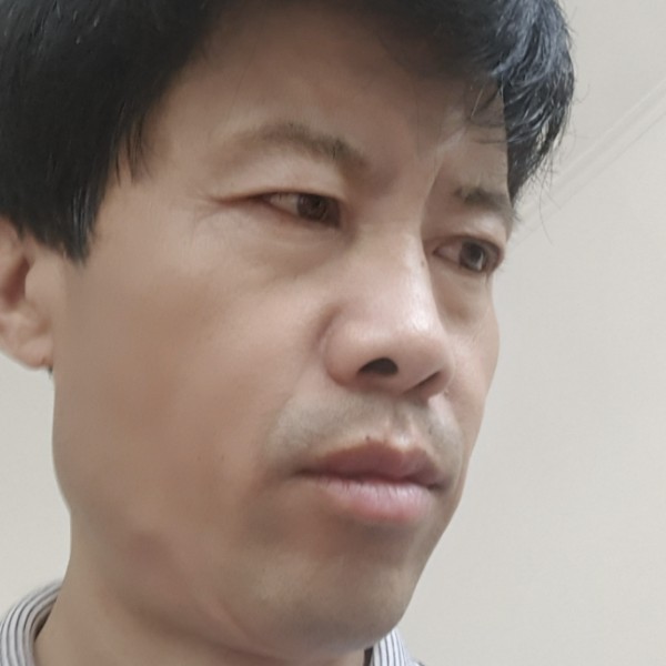谦让挽手黑夜的照片