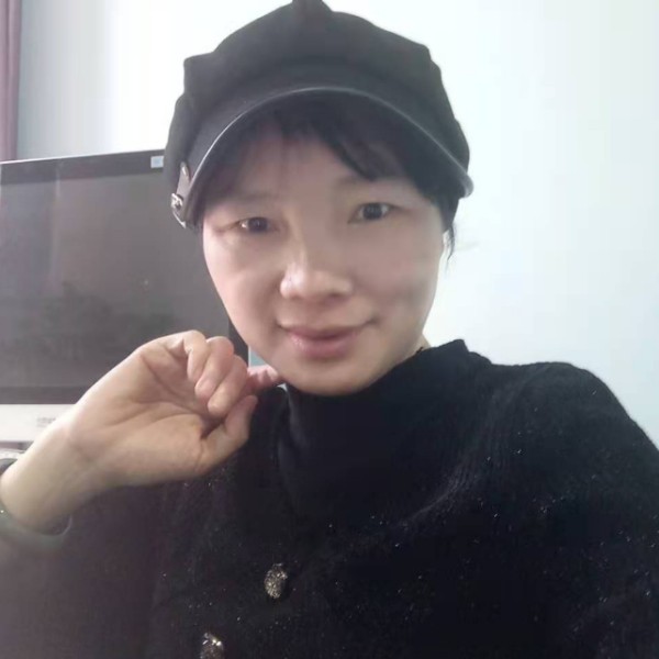 笑浅浅的照片