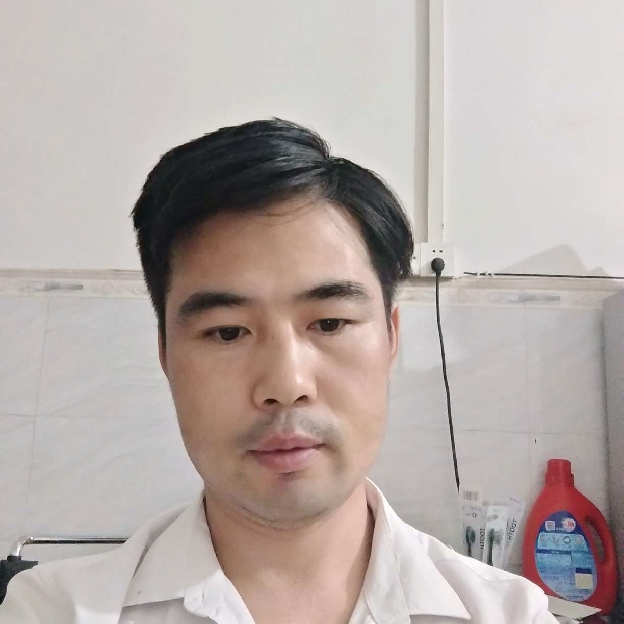 初妆给恬静的照片