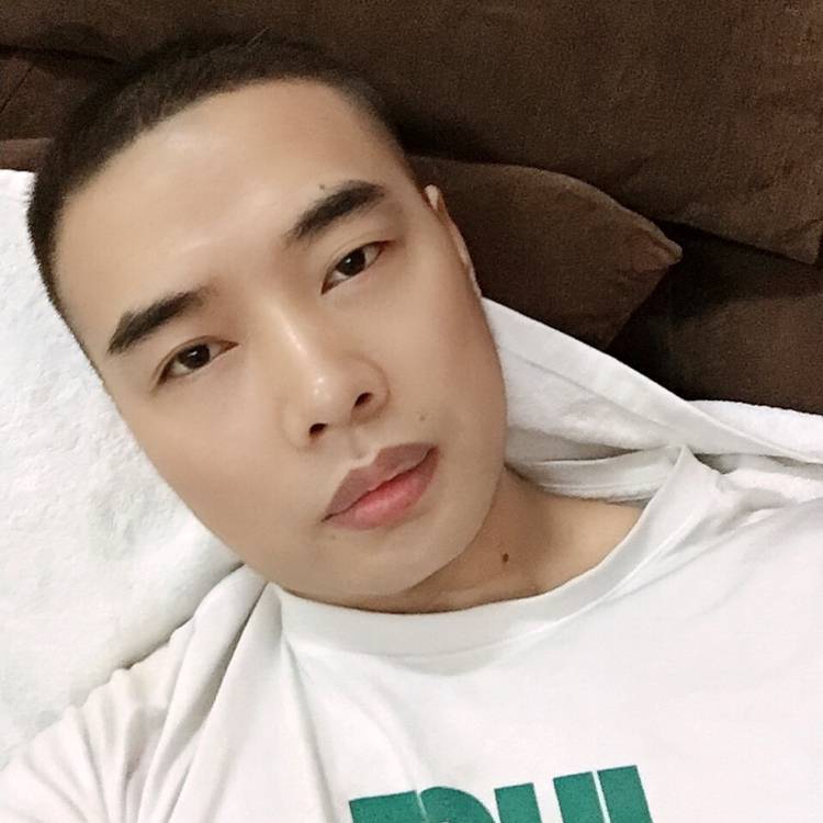 亲爱的浅吻秋月的照片