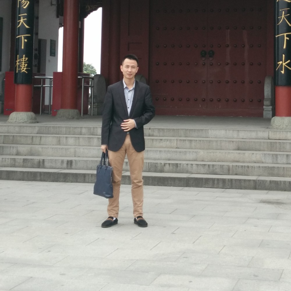 翩飞若溪的照片