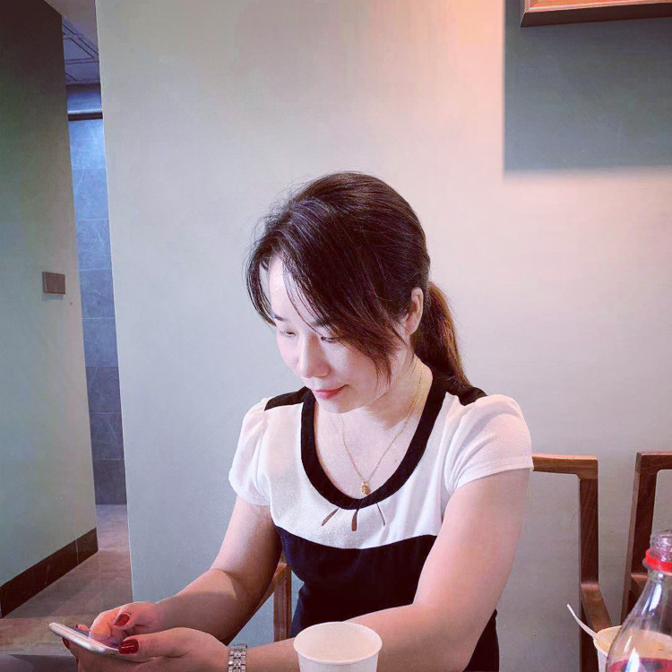 小恋恋的照片