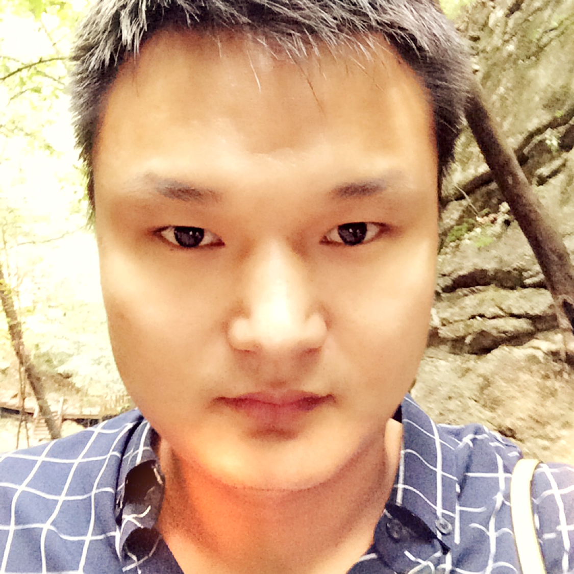 敏感那店员的照片