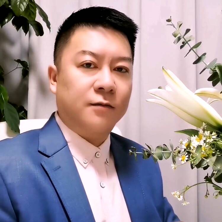 蓦然回首，她在何处的照片