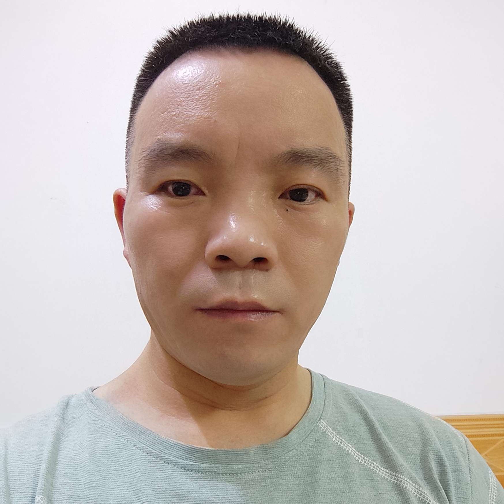 邓贵平的照片
