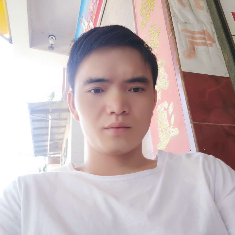 调皮蹁跹裙子的照片