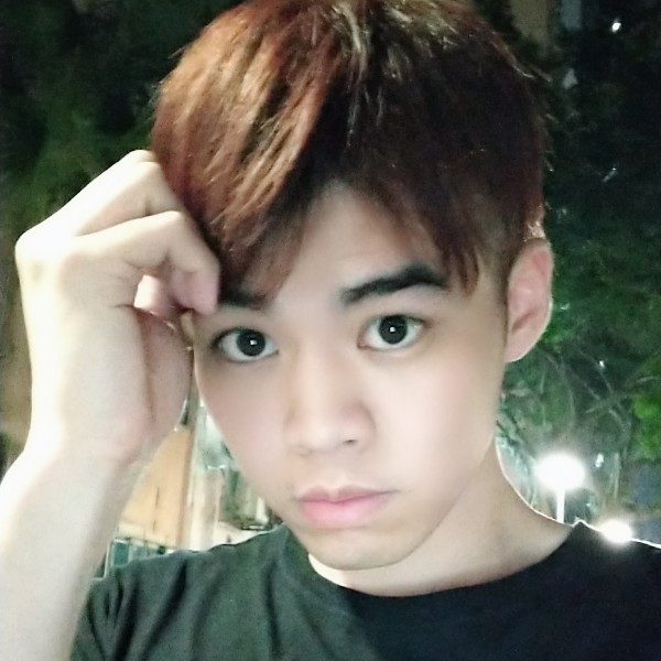 小王子威威的照片