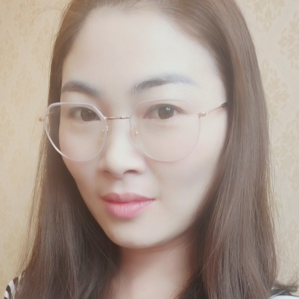 莉利的照片