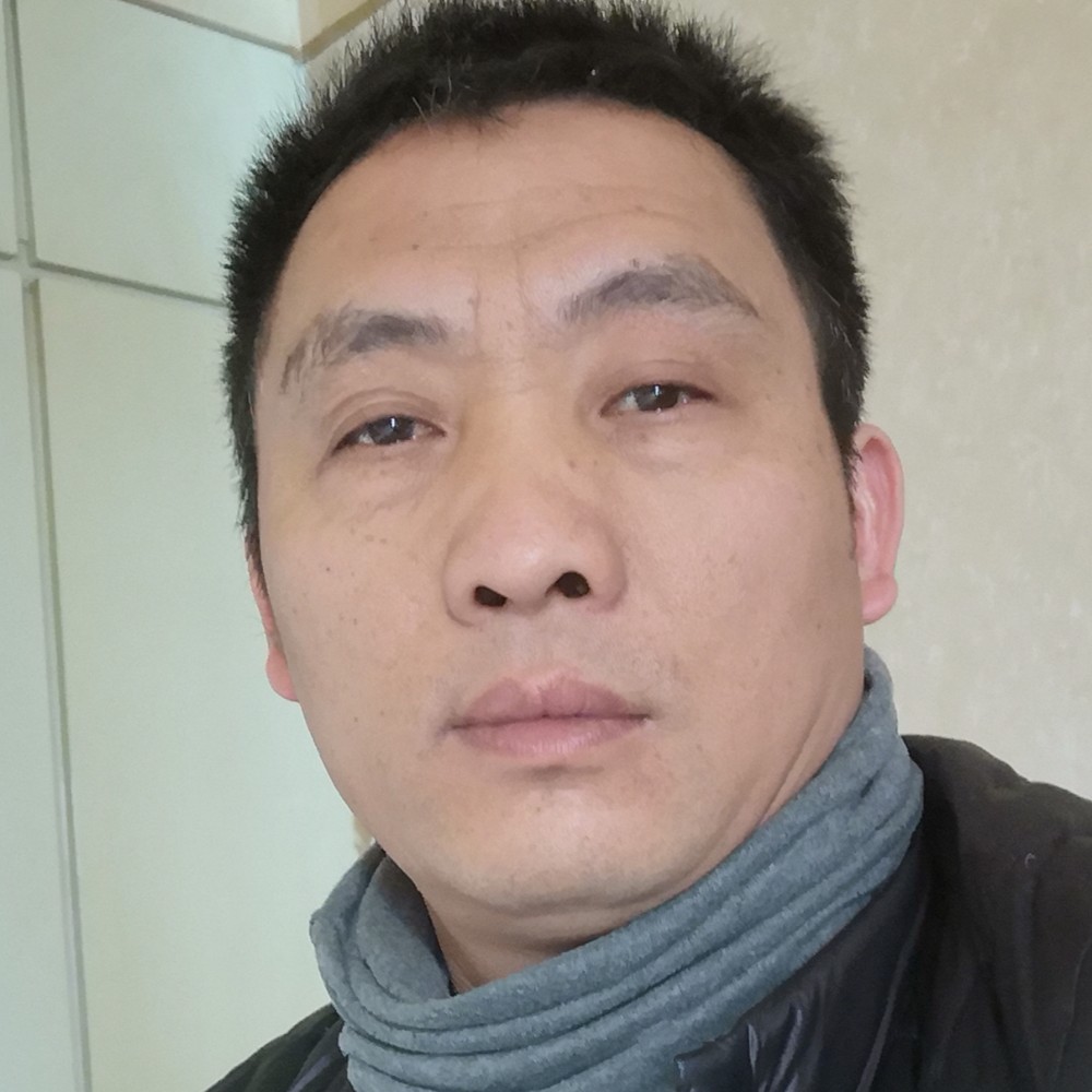 粗暴深拥冷月的照片