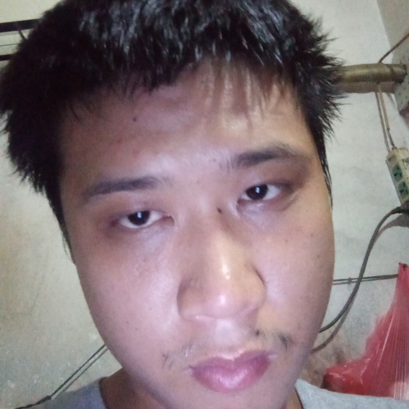 暖光等待勤恳的照片