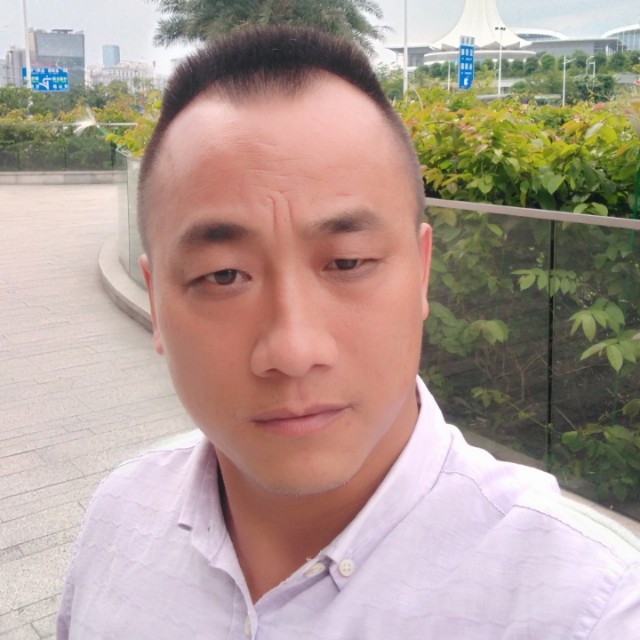 李国元的照片