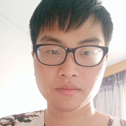 凶狠深拥芹菜的照片