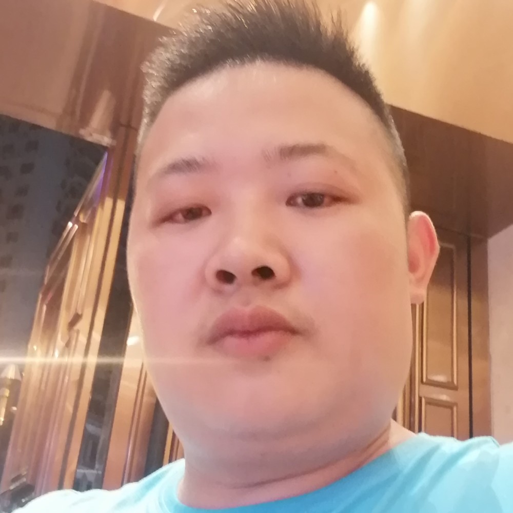 认真女王的照片