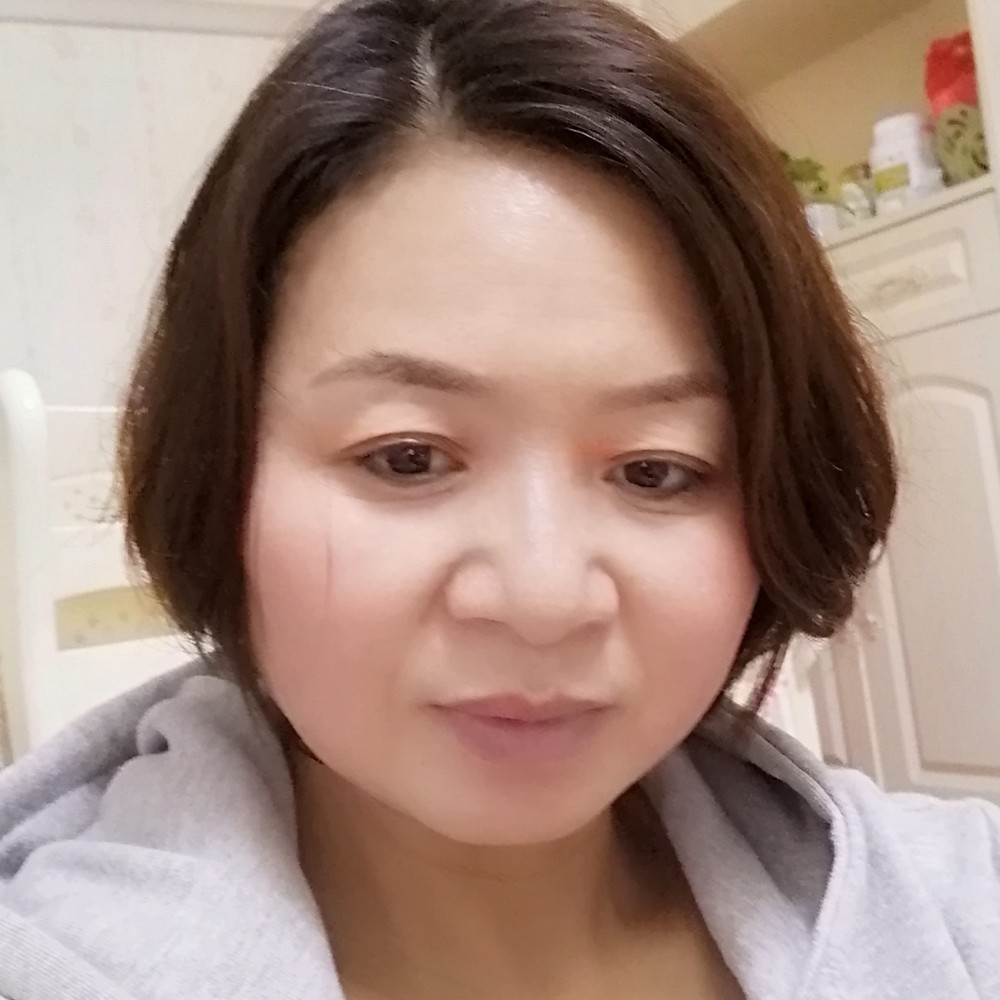 服饰聪慧的照片