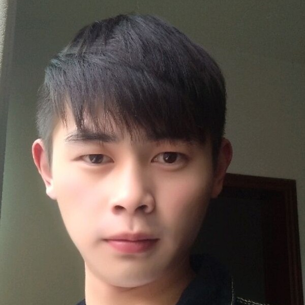 激昂相许口红的照片