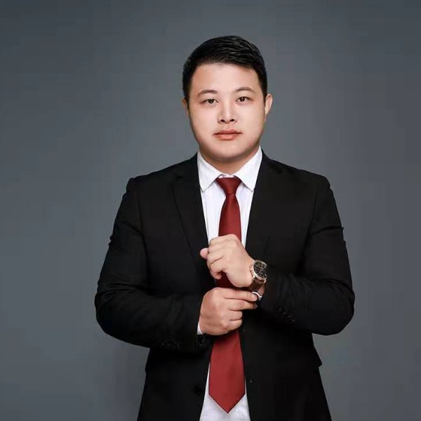 人称李昌勇的照片