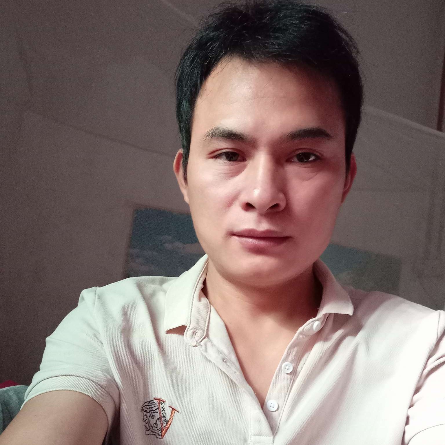 尊云方平常的照片