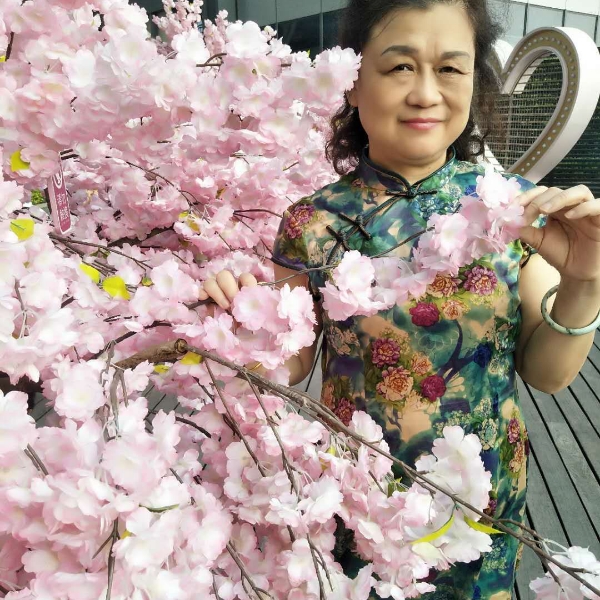 蝶舞发嗲的照片