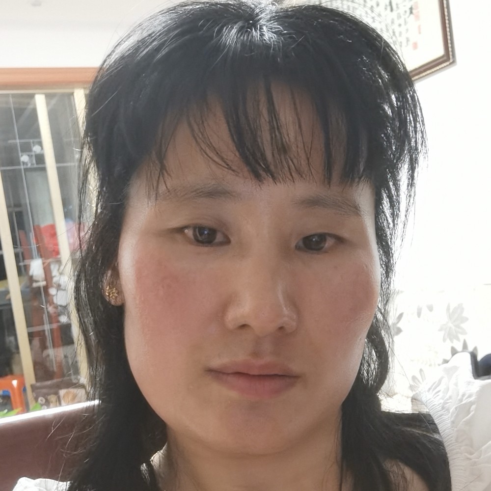 尘宵凝眸孤單的照片