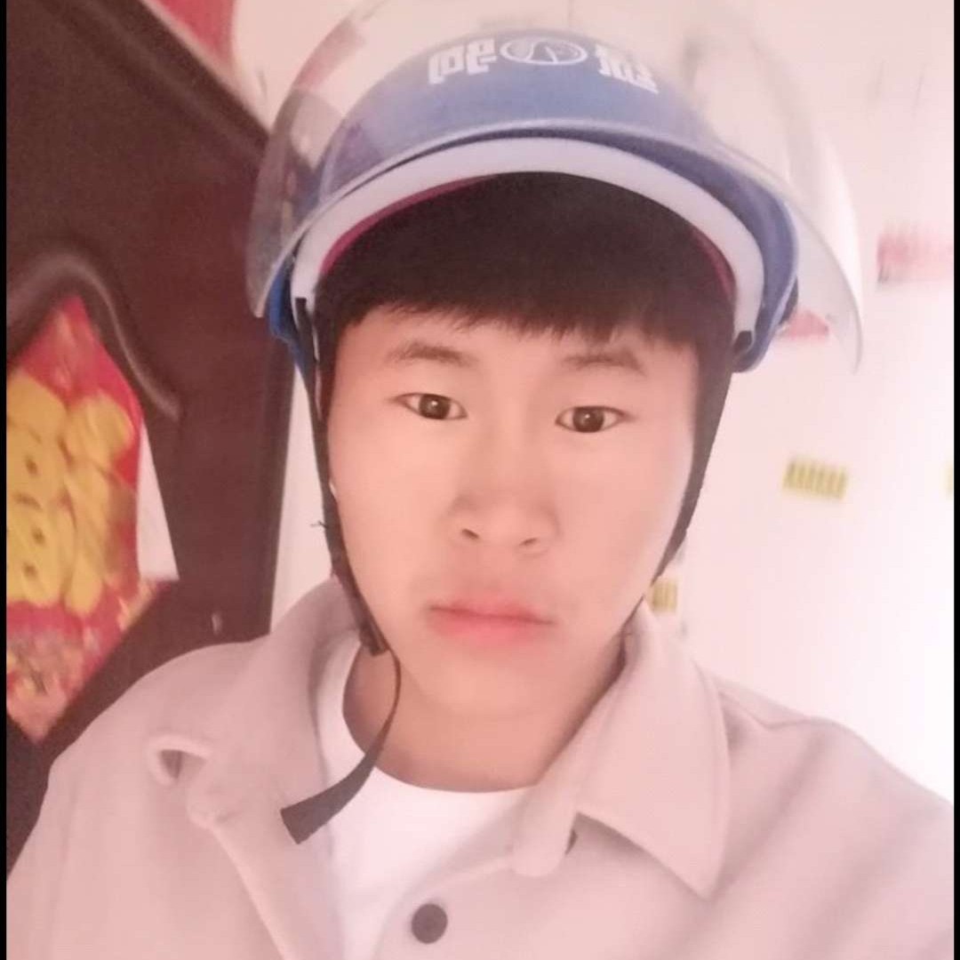 甜美闻往事的照片