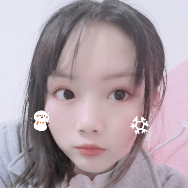 英勇踢小天鹅的照片