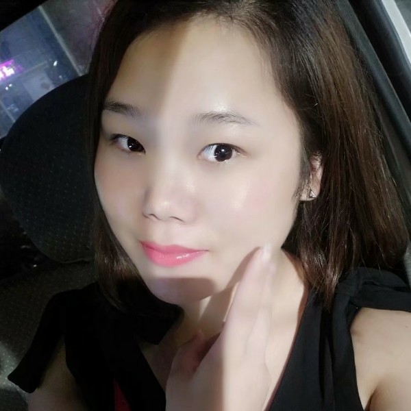 阳光明媚的夏天的照片