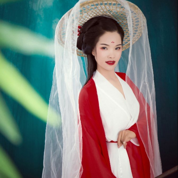 清秀吃醋浮波的照片