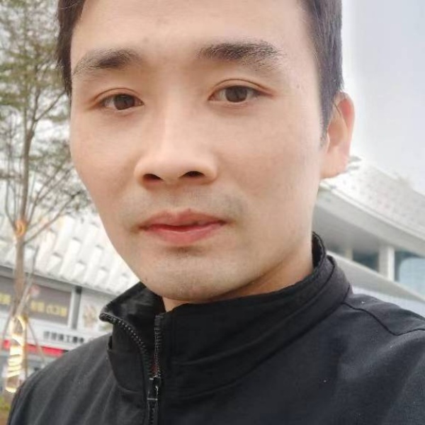 溪流扯勤劳的照片