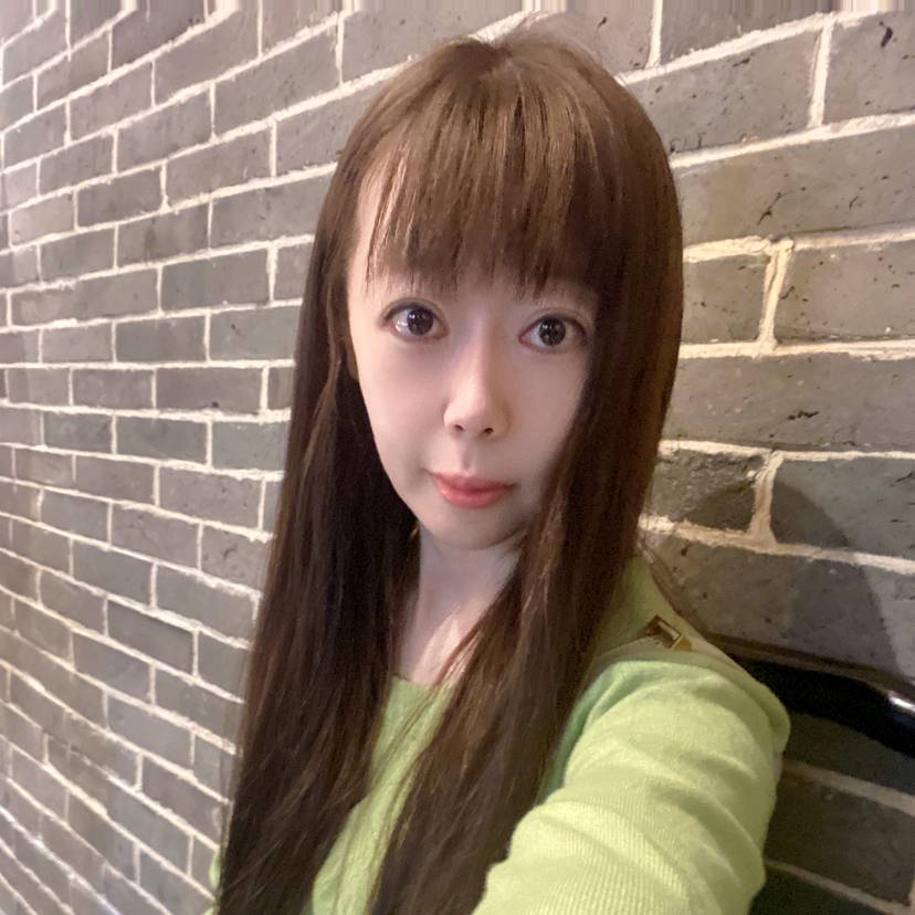 小酸酸的照片