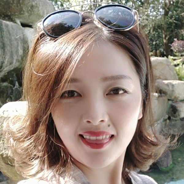 黯然羽毛的照片