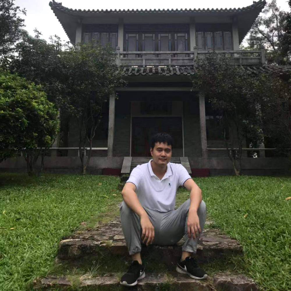 霸气相许帅哥的照片
