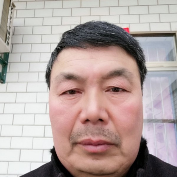 花木场投资人的照片