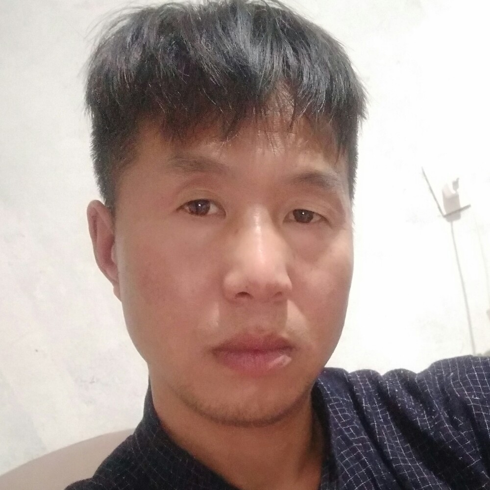 村长的朋友的照片