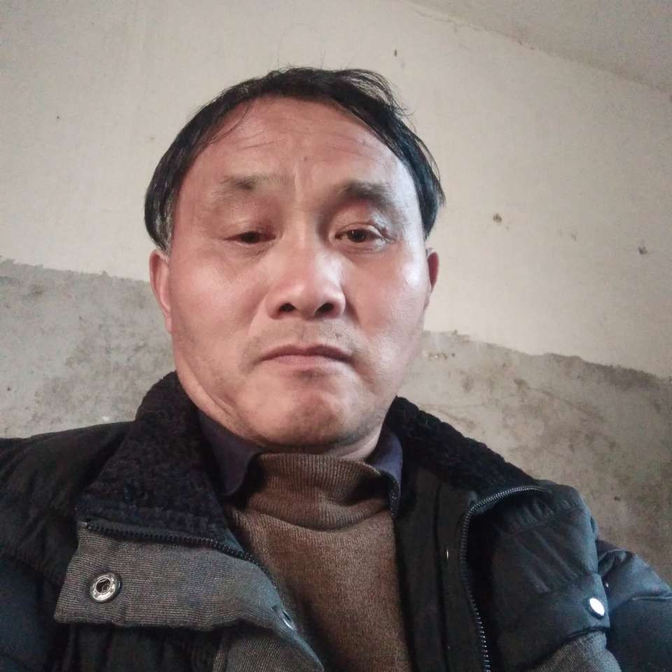 韶华苹果楼勇的照片