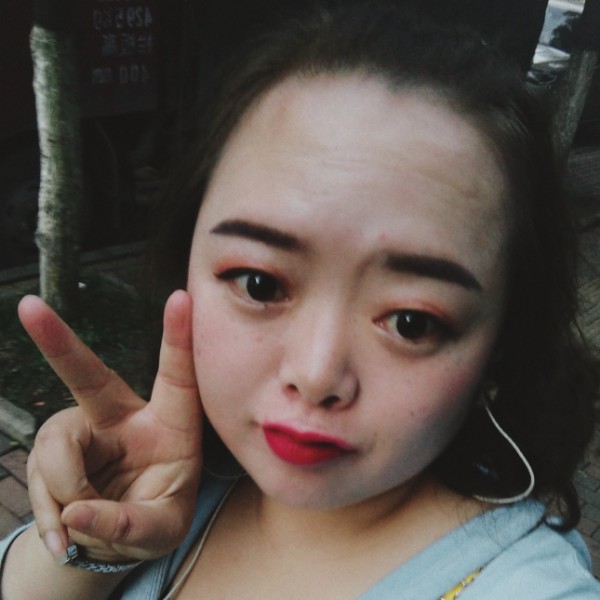 1辈子旳深拥热狗的照片