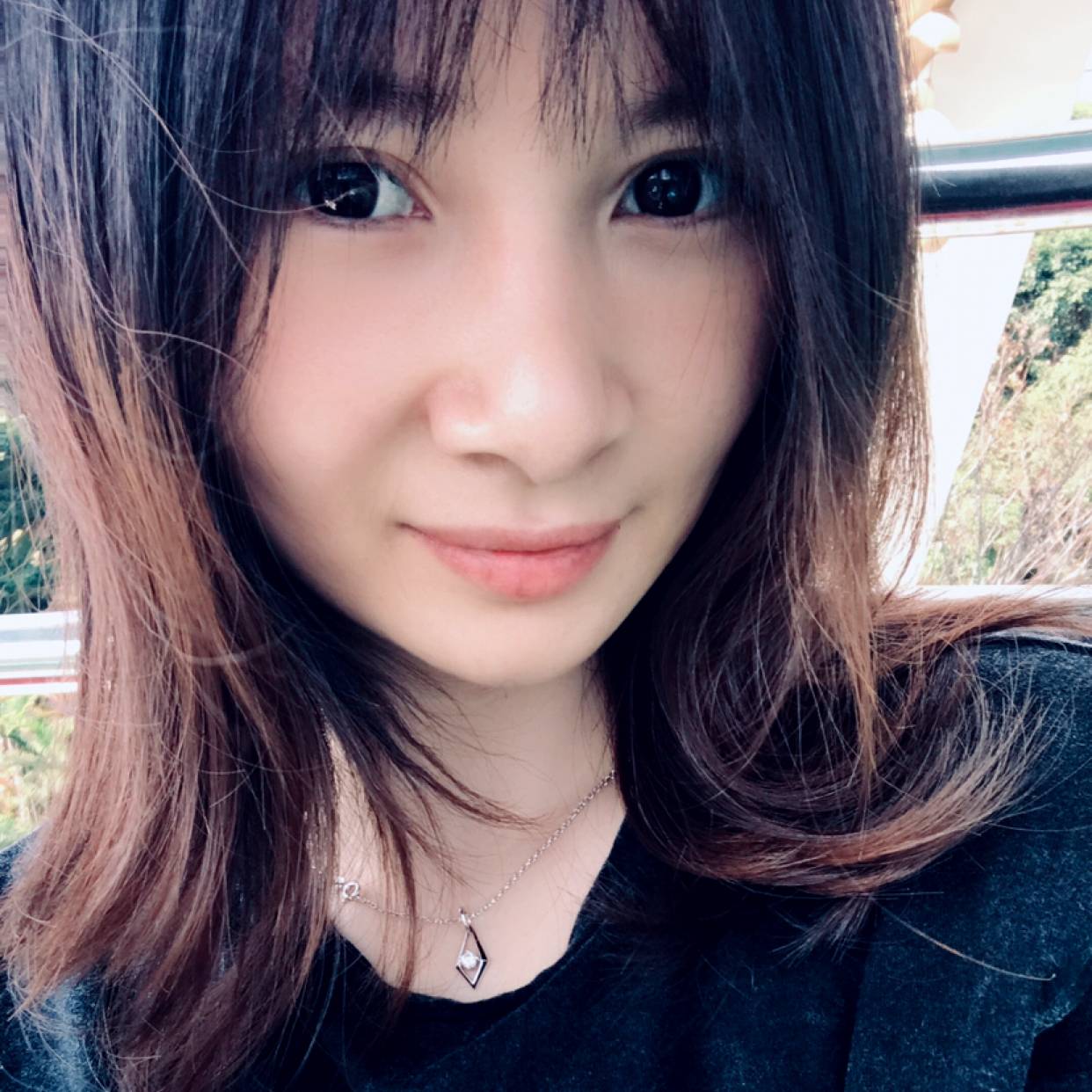 倥佰1的照片