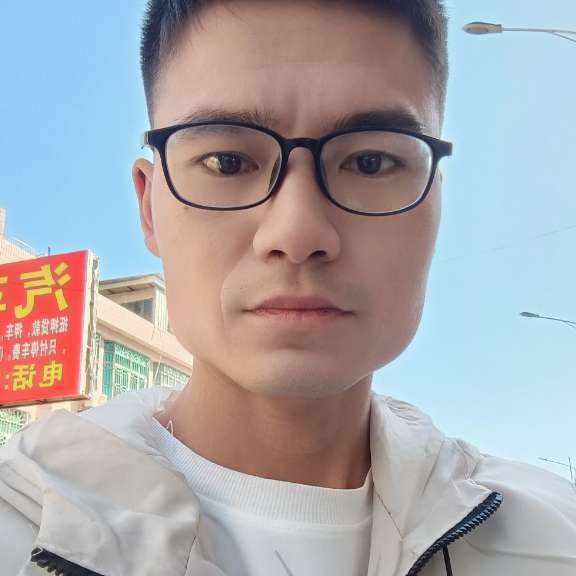 自信回首时光的照片