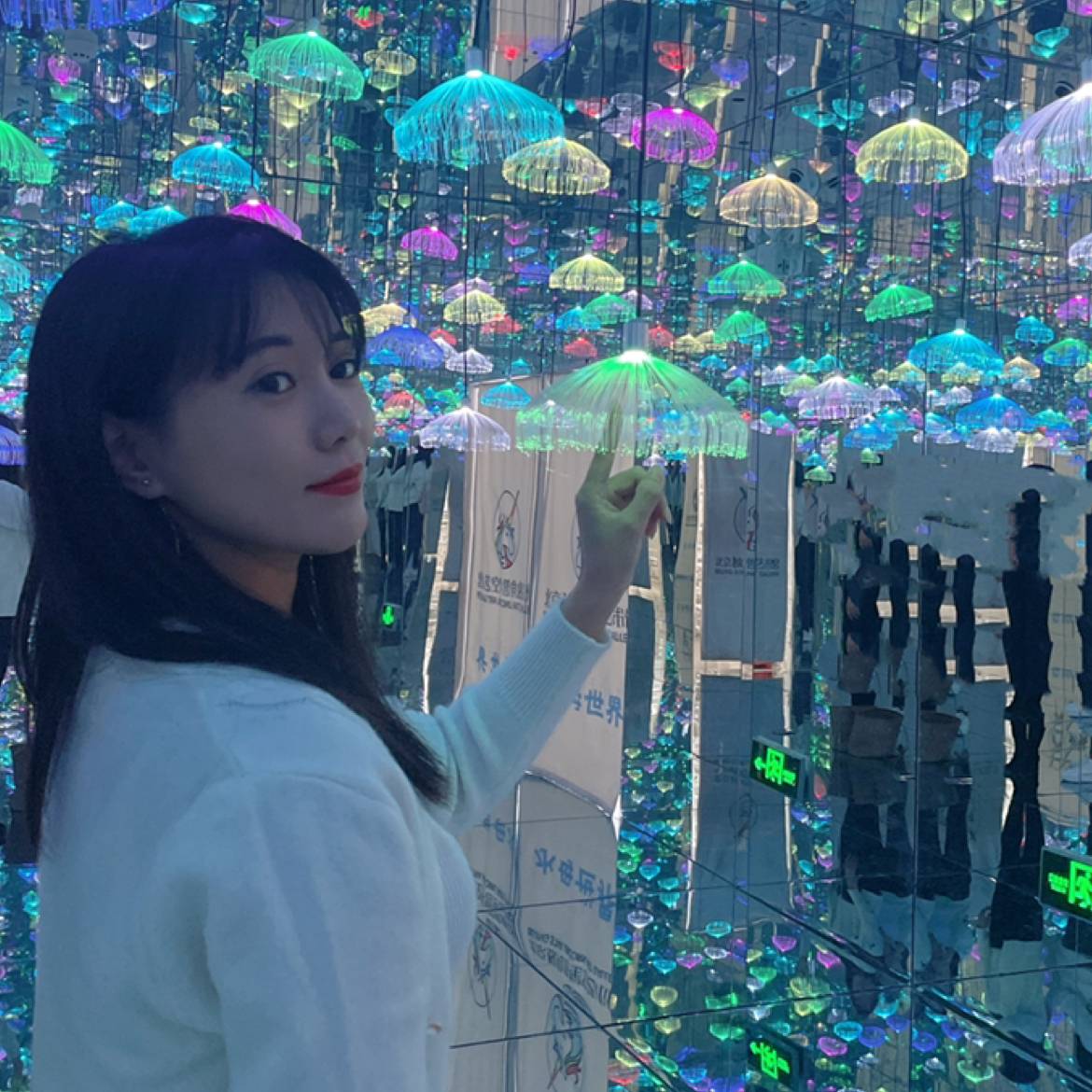 lucky红的照片