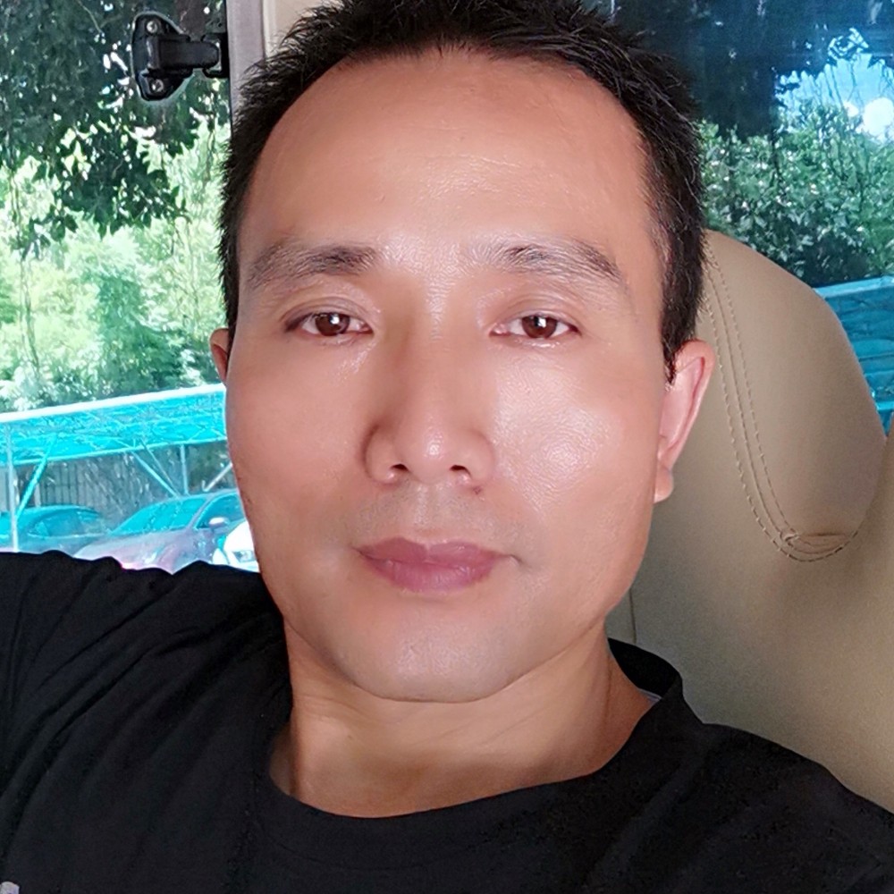 独寂改变石头的照片