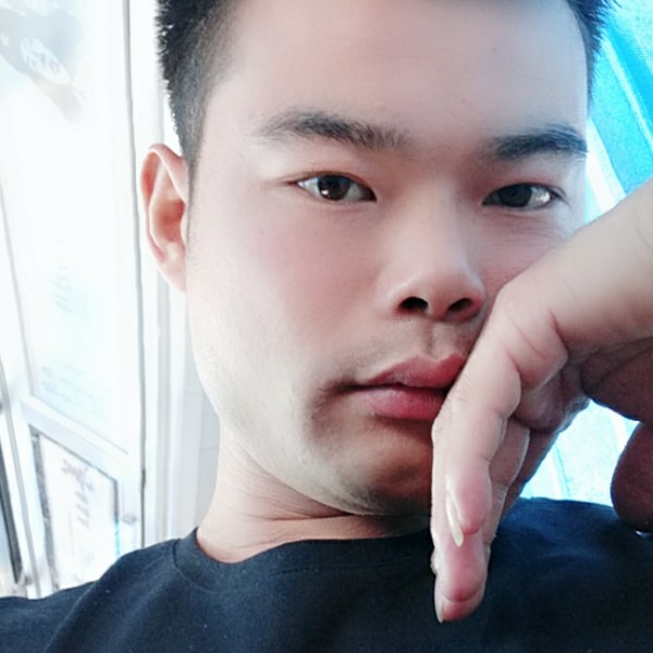 任先彪的照片