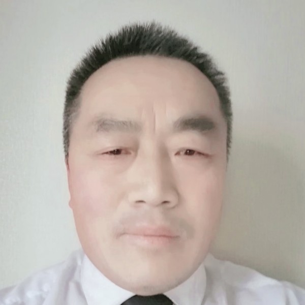 阿伟(wei)的照片