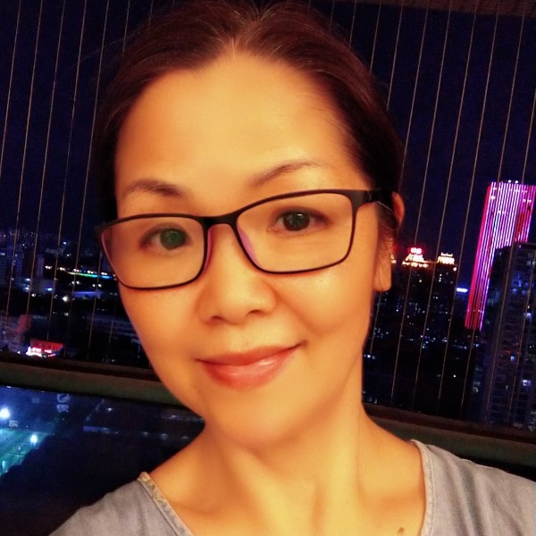 勤劳迎黛儿的照片