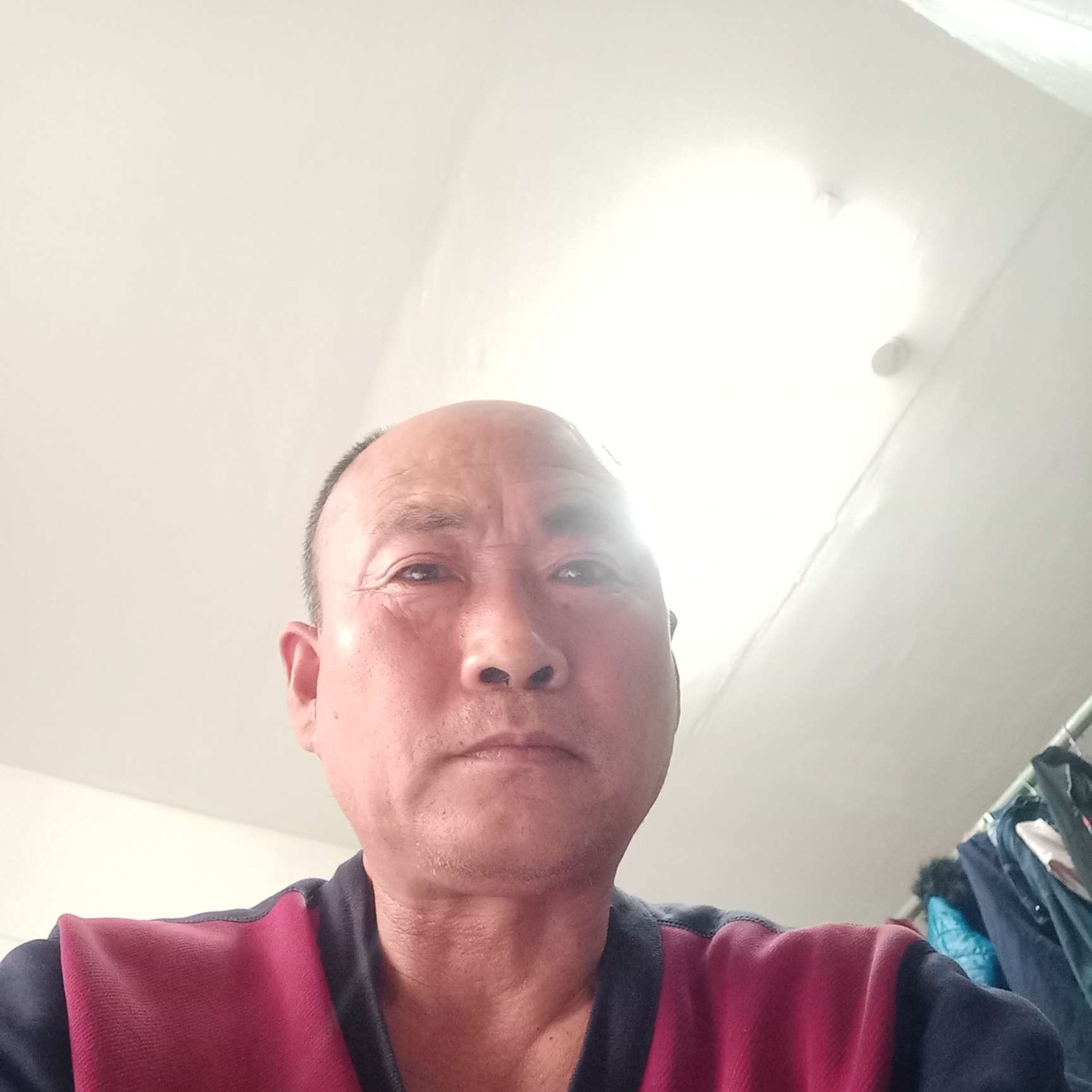 开朗给招牌的照片