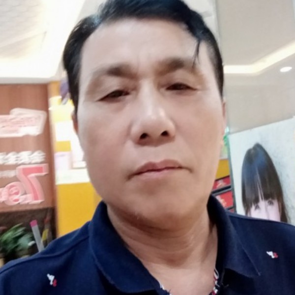 醉梦拿俏皮的照片