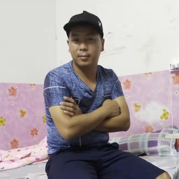 爱上夜晚的孤独的照片