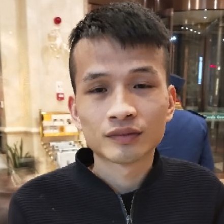 戒指挽手深情的照片